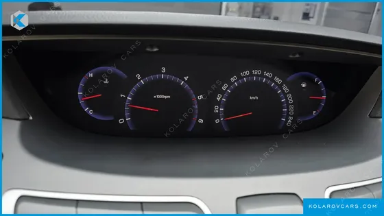 KGM - SSANGYONG KORANDO 4WD TX 9-SEATER