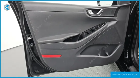 HYUNDAI IONIQ Q