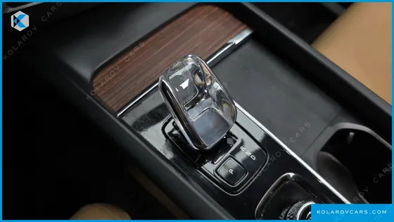 VOLVO XC60 B6 ULTIMATE BRIGHT