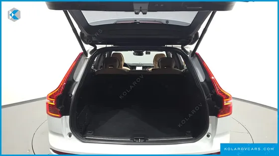 VOLVO XC60 B6 ULTIMATE BRIGHT