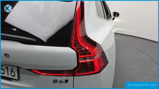 VOLVO XC60 B6 ULTIMATE BRIGHT