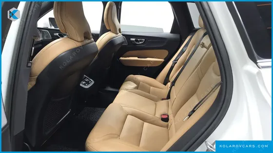 VOLVO XC60 B6 ULTIMATE BRIGHT