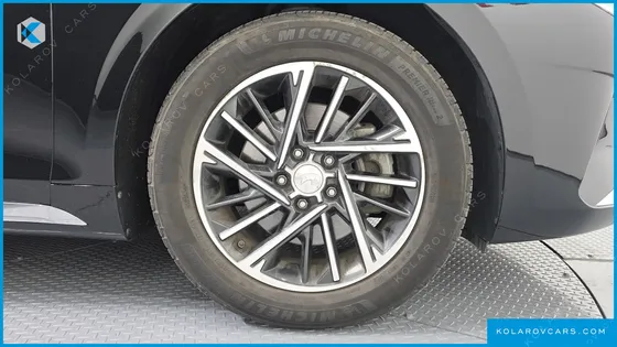 HYUNDAI GRANDEUR 3.0 LPI RENT CAR