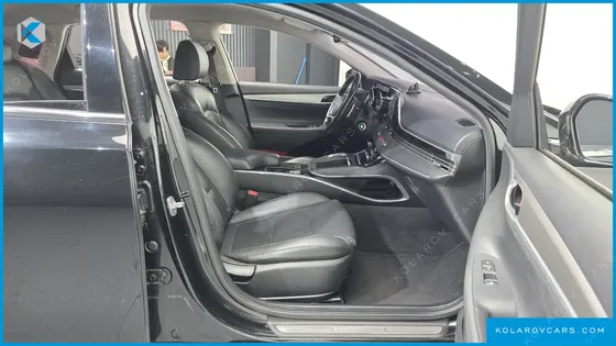 HYUNDAI GRANDEUR 3.0 LPI RENT CAR