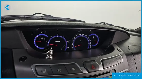 KGM - SSANGYONG KORANDO 2WD EXTREME 11-SEATER