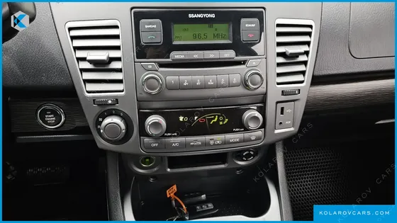 KGM - SSANGYONG KORANDO 4WD OUTDOOR EDITION 9-SEATER
