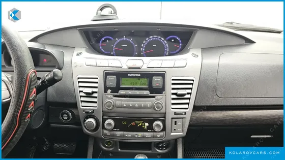 KGM - SSANGYONG KORANDO 4WD OUTDOOR EDITION 9-SEATER