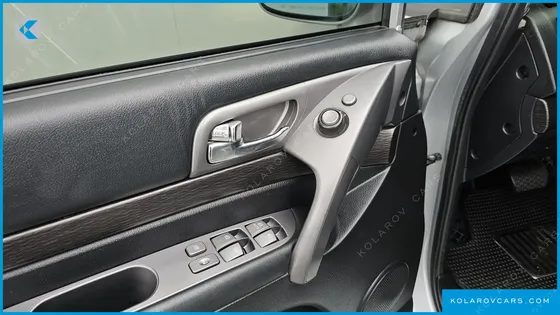 KGM - SSANGYONG KORANDO 4WD OUTDOOR EDITION 9-SEATER
