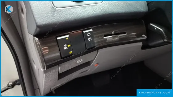 KGM - SSANGYONG KORANDO 4WD TX 9-SEATER