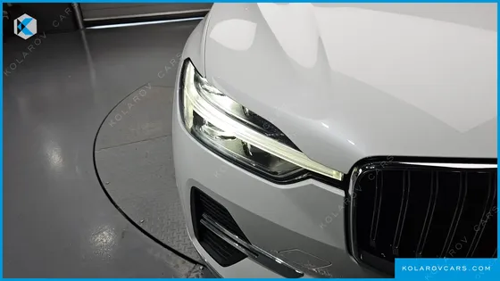 VOLVO XC60 B5 ULTIMATE BRIGHT