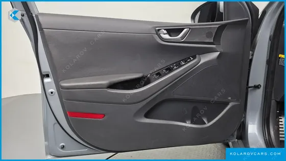 HYUNDAI IONIQ Q