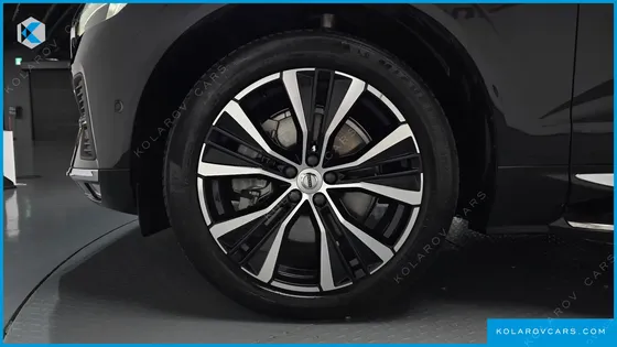 VOLVO XC60 B6 ULTRA BRIGHT