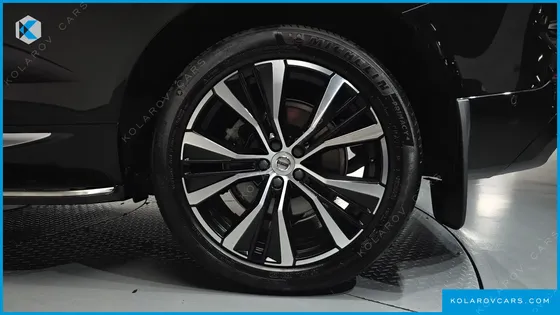 VOLVO XC60 B6 ULTRA BRIGHT