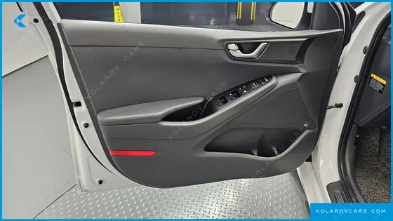 HYUNDAI IONIQ Q