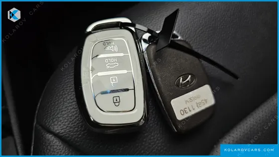 HYUNDAI IONIQ Q
