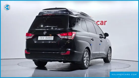 KGM - SSANGYONG KORANDO 4WD CHATEAU 9-SEATER