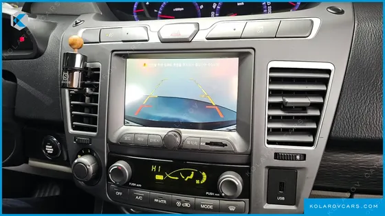 KGM - SSANGYONG KORANDO 4WD CHATEAU 9-SEATER