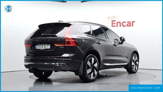 VOLVO XC60 T8 ULTRA BRIGHT