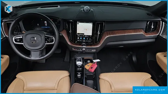 VOLVO XC60 T8 ULTRA BRIGHT