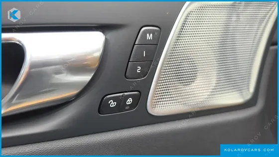 VOLVO XC60 T8 ULTIMATE BRIGHT