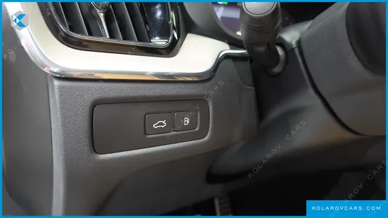 VOLVO XC60 T8 ULTIMATE BRIGHT