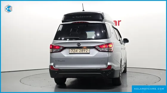 KGM - SSANGYONG KORANDO 4WD CHATEAU 11-SEATER