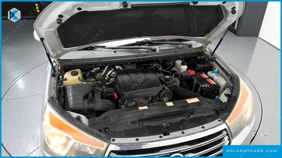 KGM - SSANGYONG KORANDO 4WD CHATEAU 11-SEATER