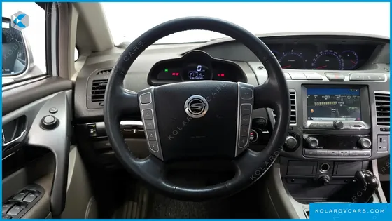 KGM - SSANGYONG KORANDO 4WD CHATEAU 11-SEATER