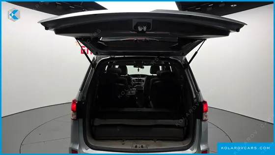 KGM - SSANGYONG KORANDO 4WD CHATEAU 11-SEATER