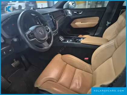 VOLVO XC60 B5 INSCRIPTION
