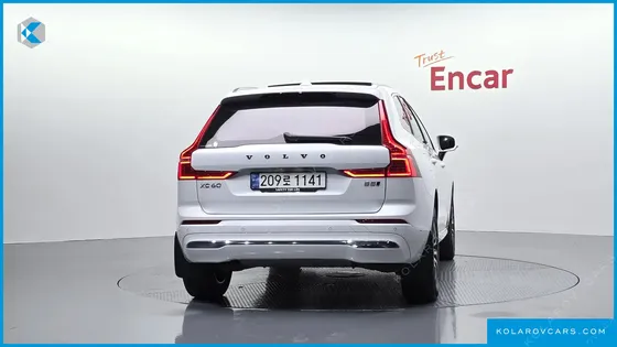 VOLVO XC60 B5 ULTIMATE BRIGHT