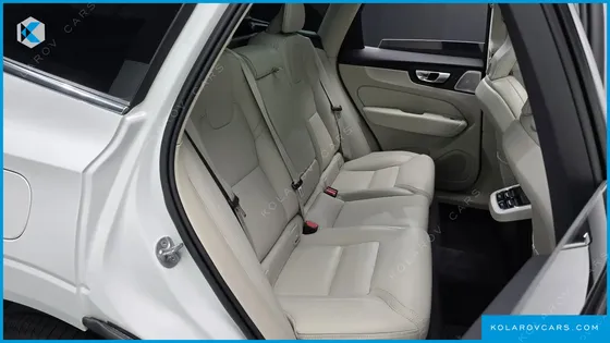 VOLVO XC60 B5 ULTIMATE BRIGHT