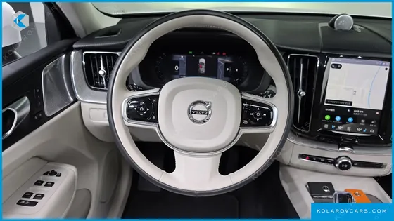VOLVO XC60 B5 ULTIMATE BRIGHT
