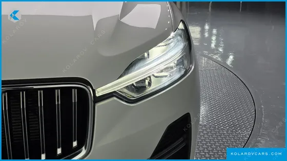 VOLVO XC60 B5 ULTIMATE BRIGHT