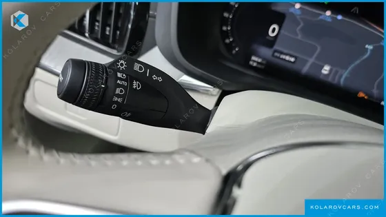 VOLVO XC60 B5 ULTIMATE BRIGHT