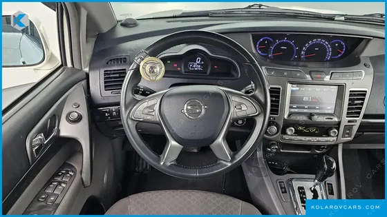 KGM - SSANGYONG KORANDO 4WD OUTDOOR EDITION 9-SEATER