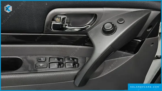 KGM - SSANGYONG KORANDO 4WD OUTDOOR EDITION 9-SEATER
