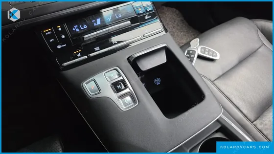 HYUNDAI GRANDEUR 3.0 LPI RENT CAR