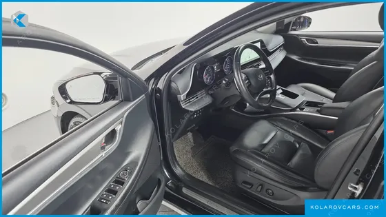 HYUNDAI GRANDEUR 3.0 LPI RENT CAR