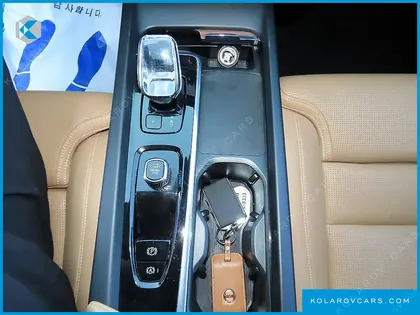 VOLVO XC60 B6 ULTIMATE BRIGHT