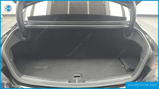 HYUNDAI GRANDEUR 3.0 LPI RENT CAR