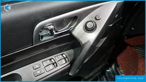 KGM - SSANGYONG KORANDO 4WD OUTDOOR EDITION 9-SEATER