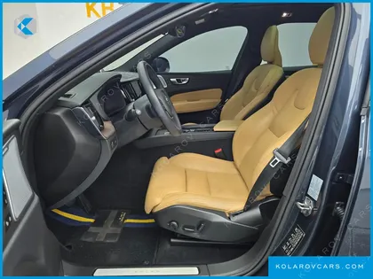 VOLVO XC60 B5 INSCRIPTION