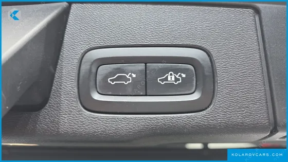 VOLVO XC60 B5 INSCRIPTION