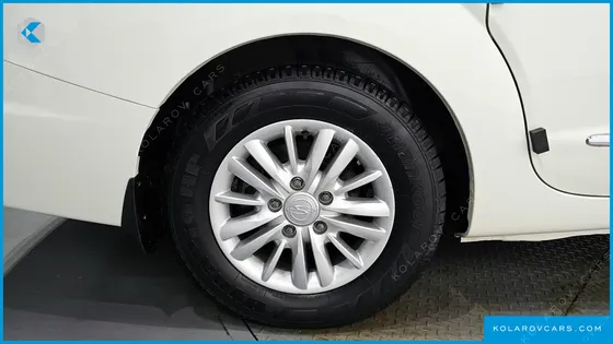 KGM - SSANGYONG KORANDO 4WD LT 9-SEATER