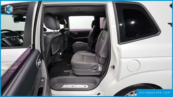 KGM - SSANGYONG KORANDO 4WD LT 9-SEATER