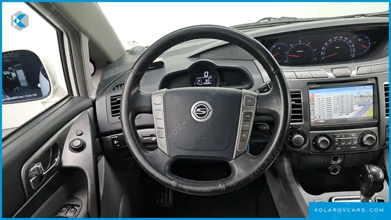 KGM - SSANGYONG KORANDO 4WD LT 9-SEATER