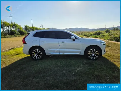 VOLVO XC60 B5 ULTIMATE BRIGHT