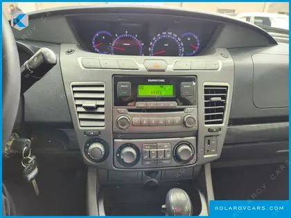 KGM - SSANGYONG KORANDO 2WD LT 9-SEATER