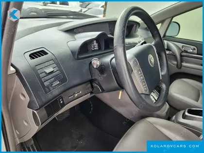 KGM - SSANGYONG KORANDO 2WD LT 9-SEATER